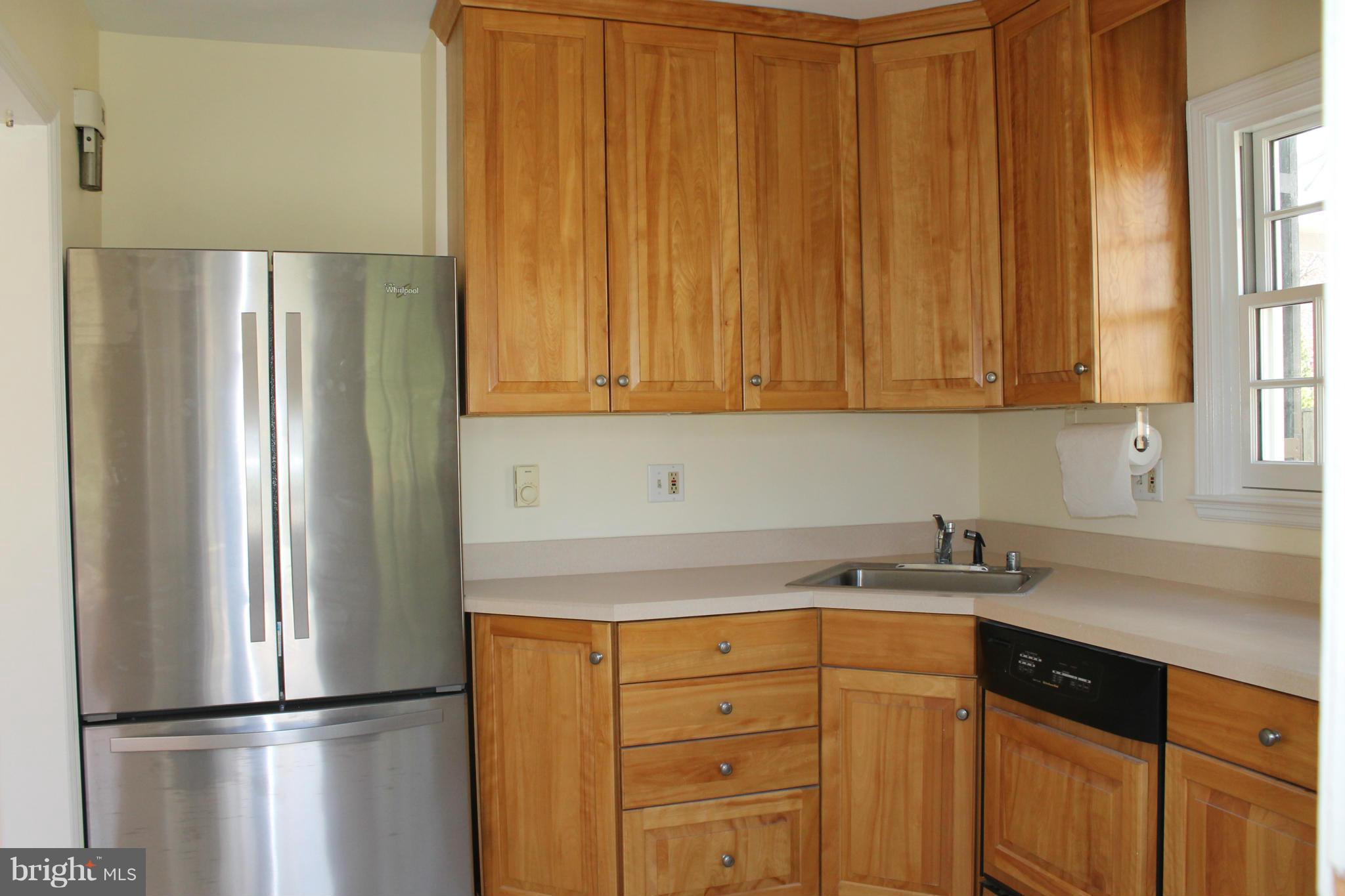 617 Piccadilly Road Baltimore, MD 21204 - Photo 7 of 23 Kitchen