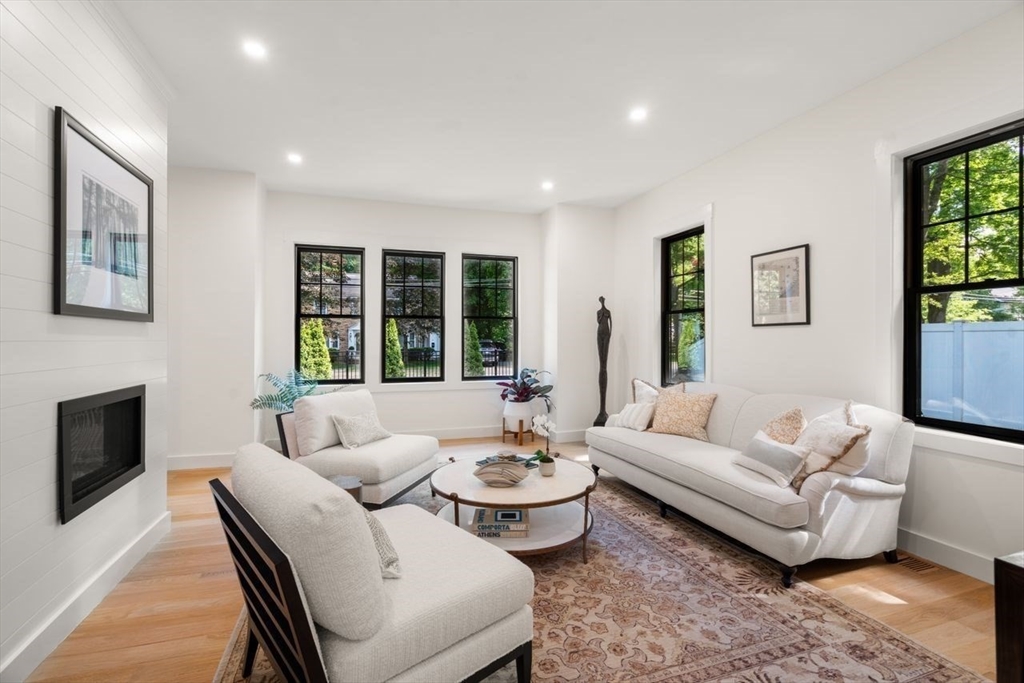283 Walnut Street Wellesley, MA 02481 - Photo 16 of 33