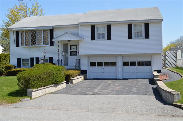 8 Oakland Road Lawrence, MA 01843 - Photo 1 of 5 Gallery Image 1