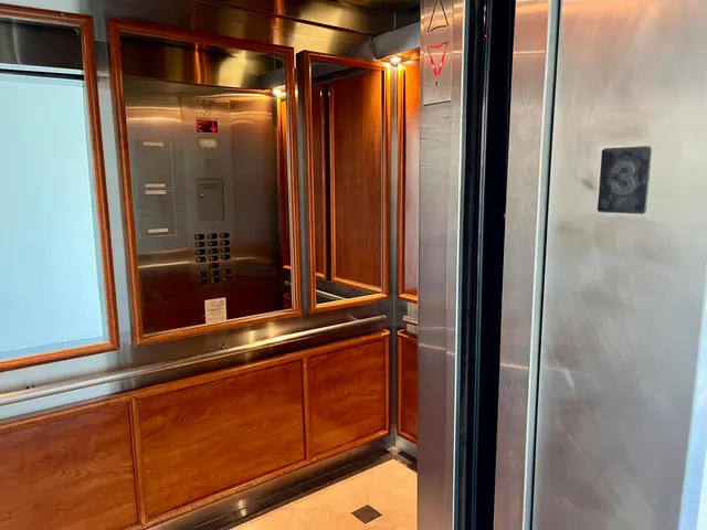 a close up view of washer and dryer