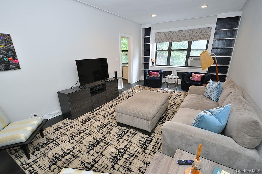 143 Garth Road, Unit 4N Scarsdale, NY 10583 - Photo 5 of 45