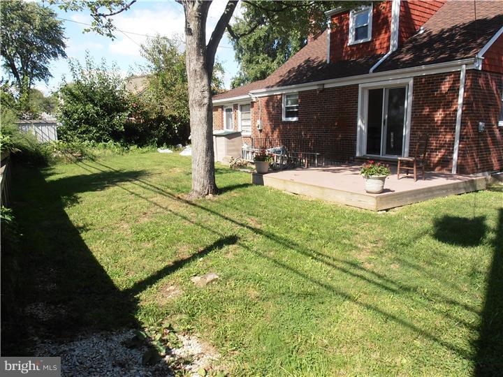 504 Perry Street Ridley Park, PA 19078 - Photo 2 of 17 Back Yard