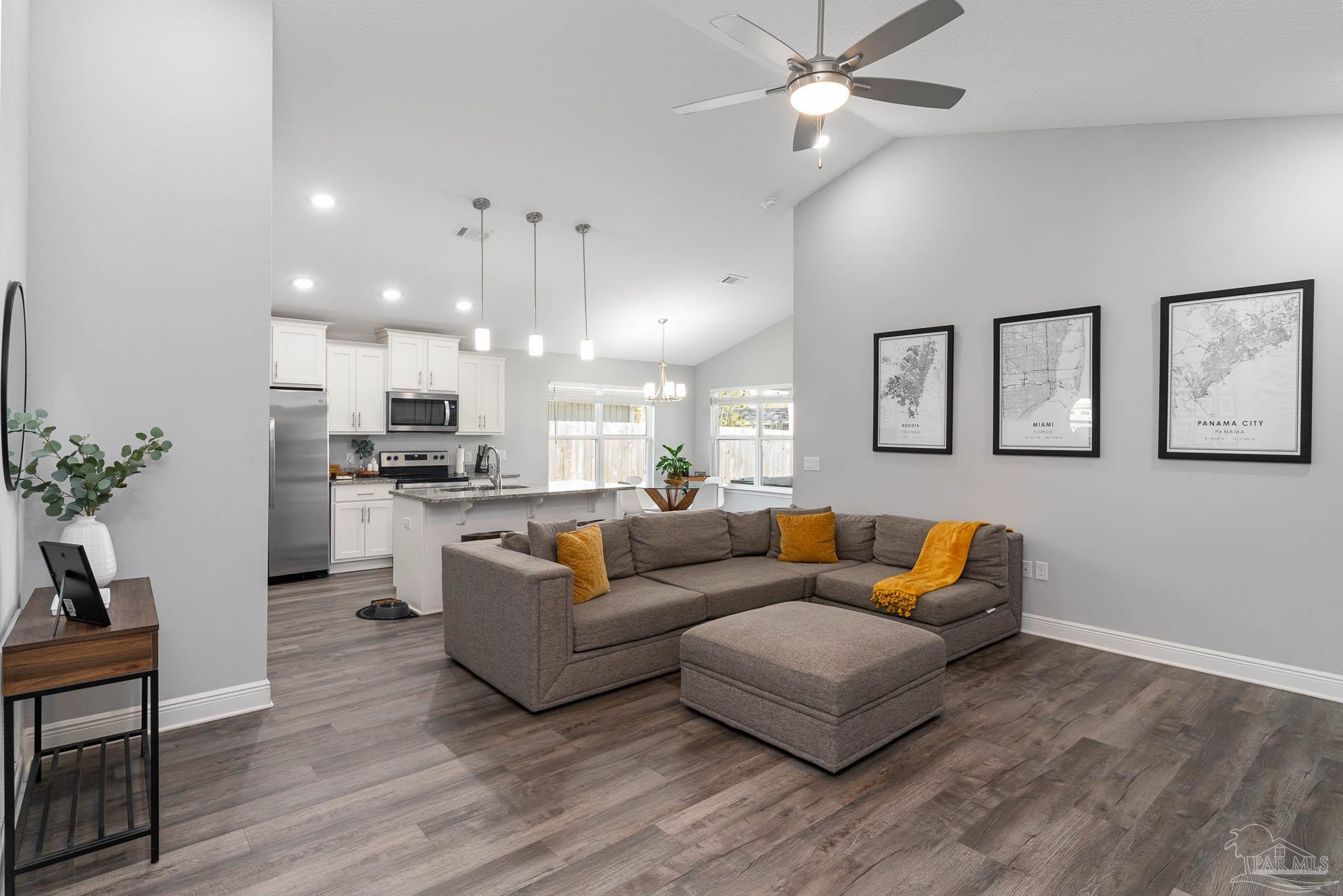 2176 Crescent Wood Road Navarre, FL 32566 - Photo 21 of 29 Gallery Image 21
