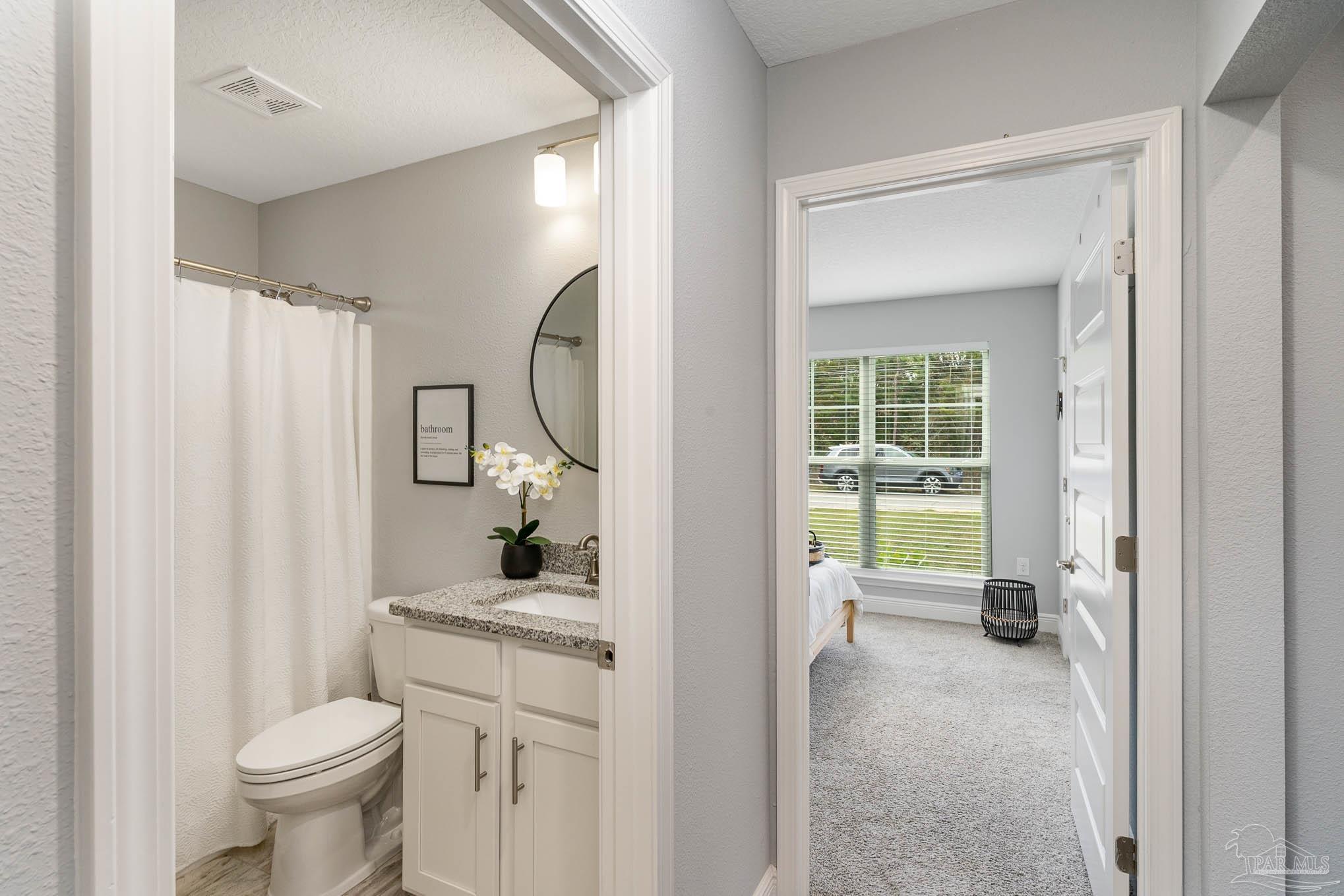 2176 Crescent Wood Road Navarre, FL 32566 - Photo 7 of 29 Gallery Image 7