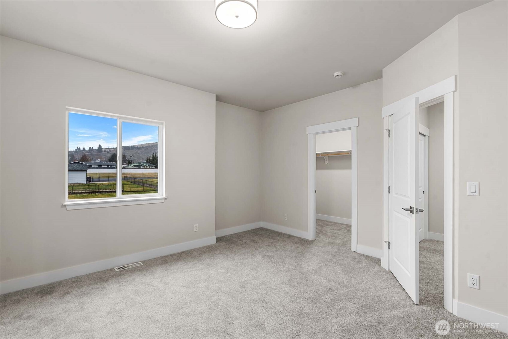 1075 Red Apple Road, Unit D13 Wenatchee, WA 98801 - Photo 26 of 33