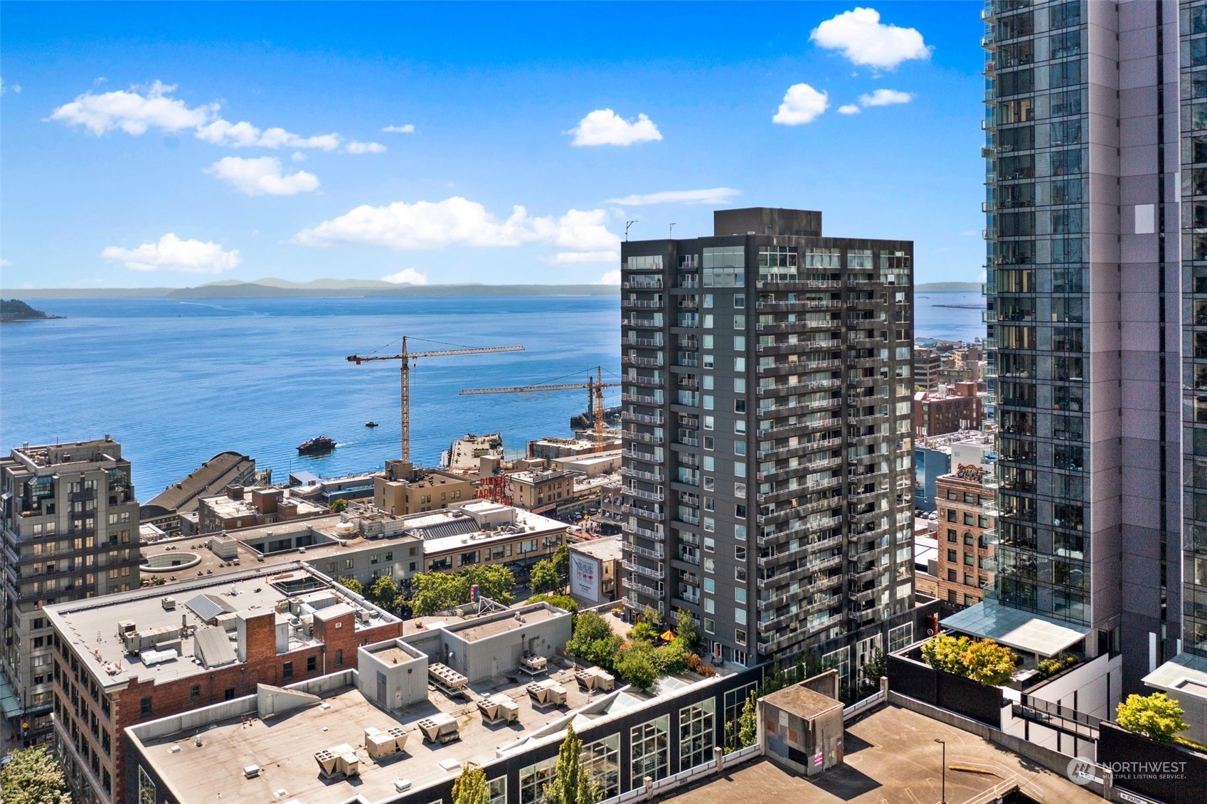 1415 2nd Avenue, Unit 2008 Seattle, WA 98101 - Photo 19 of 36 a view of a city