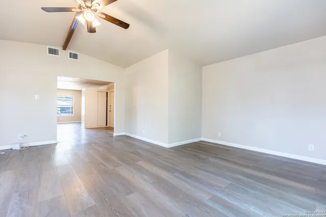 $1,375 | 4147 Scarlet Oak Drive, San Antonio, TX 78220