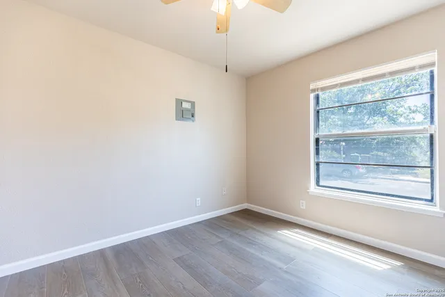 $1,375 | 4147 Scarlet Oak Drive, San Antonio, TX 78220