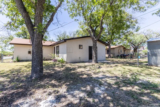 $1,375 | 4147 Scarlet Oak Drive, San Antonio, TX 78220