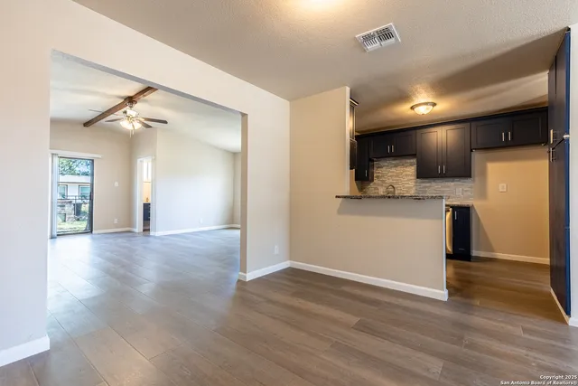 $1,375 | 4147 Scarlet Oak Drive, San Antonio, TX 78220