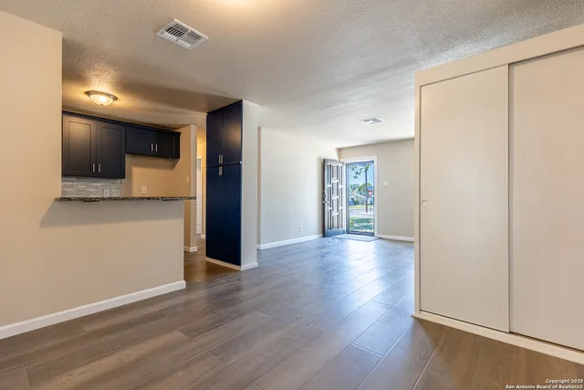 $1,375 | 4147 Scarlet Oak Drive, San Antonio, TX 78220