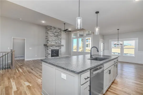 $699,000 | 6024 Arapahoe Street, Shawnee, KS 66226