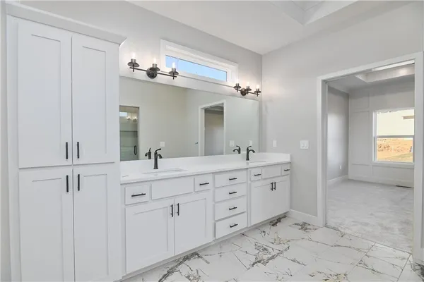 $699,000 | 6024 Arapahoe Street, Shawnee, KS 66226