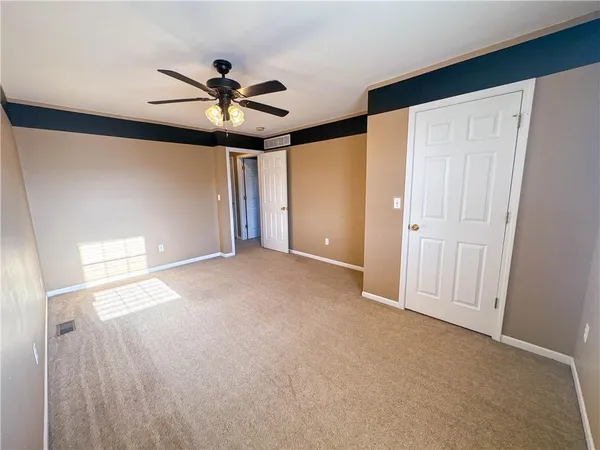 $259,900 | 1800 M And M Drive, Clinton, MO 64735