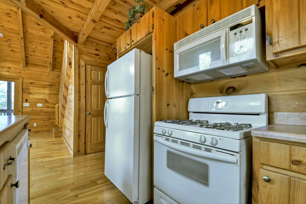 162 Toccoa Overlook Lane Blue Ridge, GA 30513 - Photo 21 of 40 Gallery Image 21