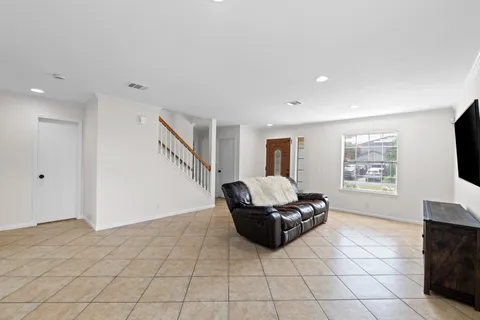 $335,000 | 301 Abamillo Court, Hutto, TX 78634