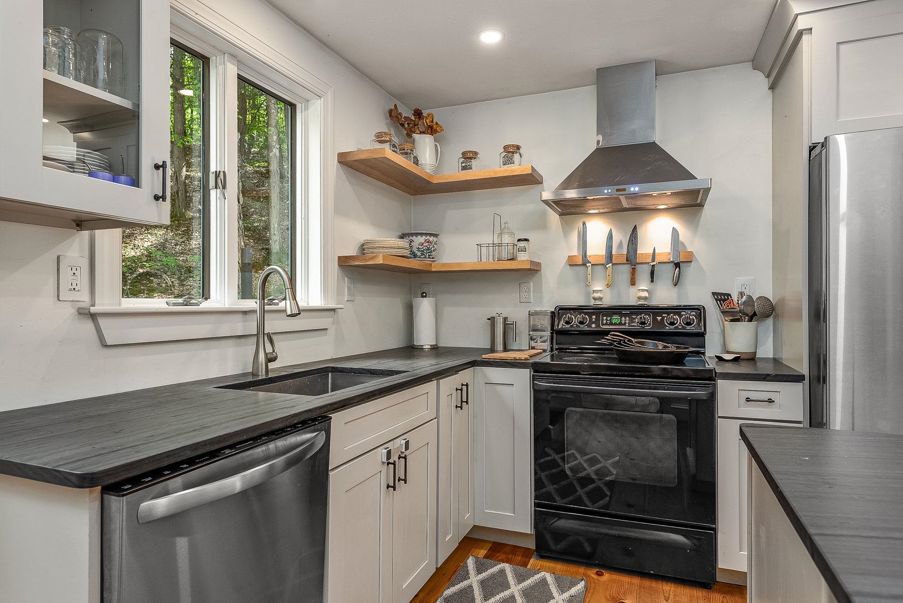 17 Oaklands Road Newfields, NH 03856 - Photo 3 of 37