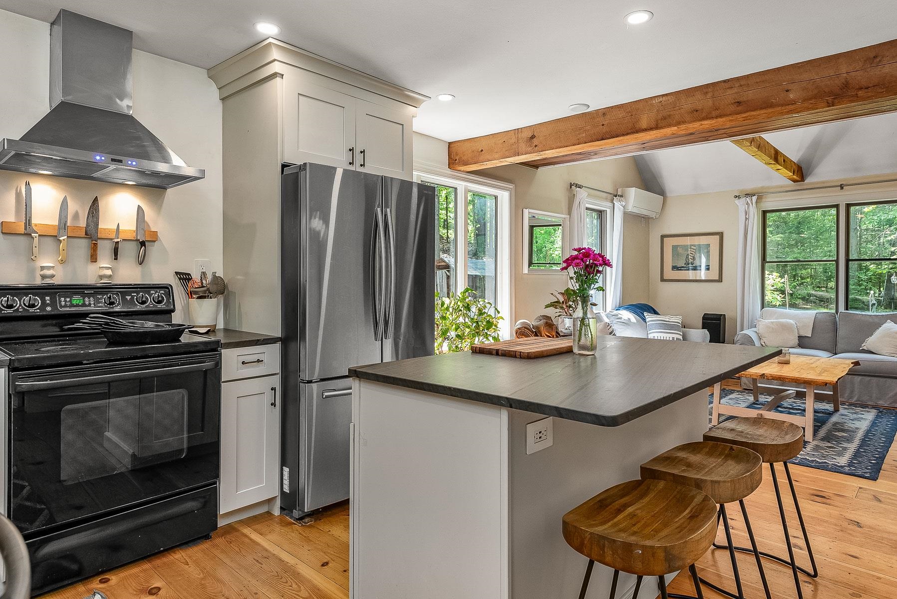 17 Oaklands Road Newfields, NH 03856 - Photo 4 of 37