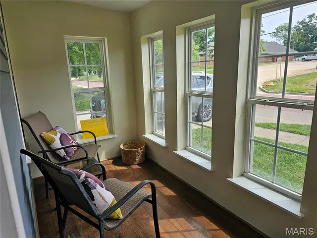 $94,900 | 136 North Hamilton Street, Hillsboro, IL 62049