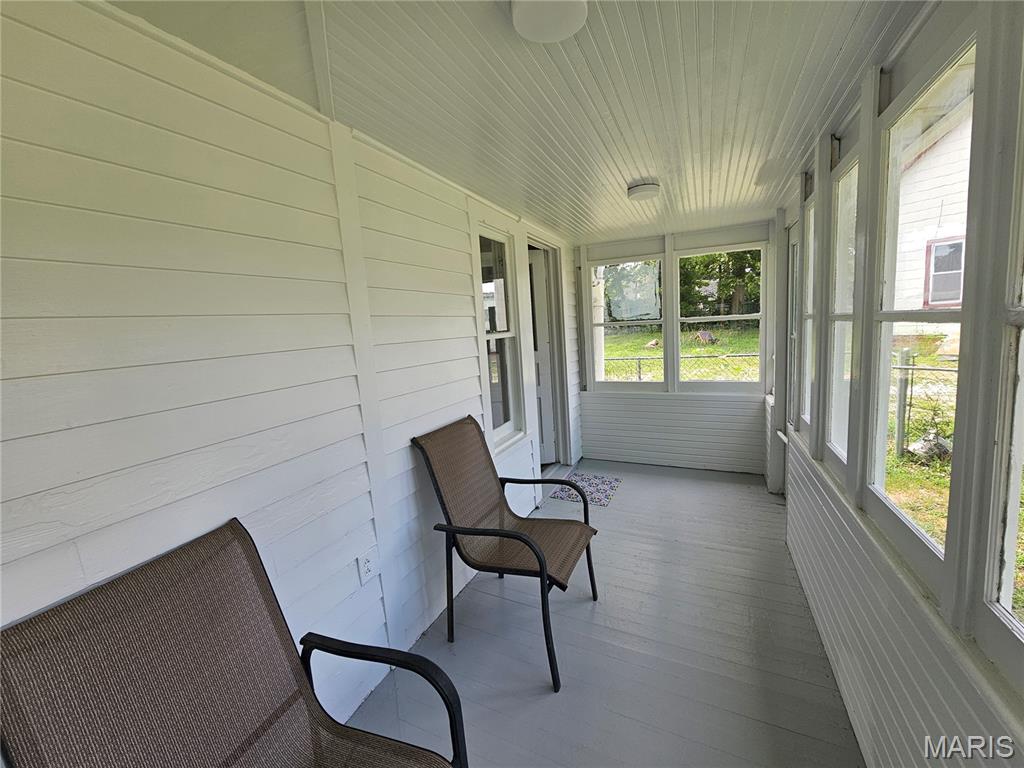 136 North Hamilton Street Hillsboro, IL 62049 - Photo 18 of 21