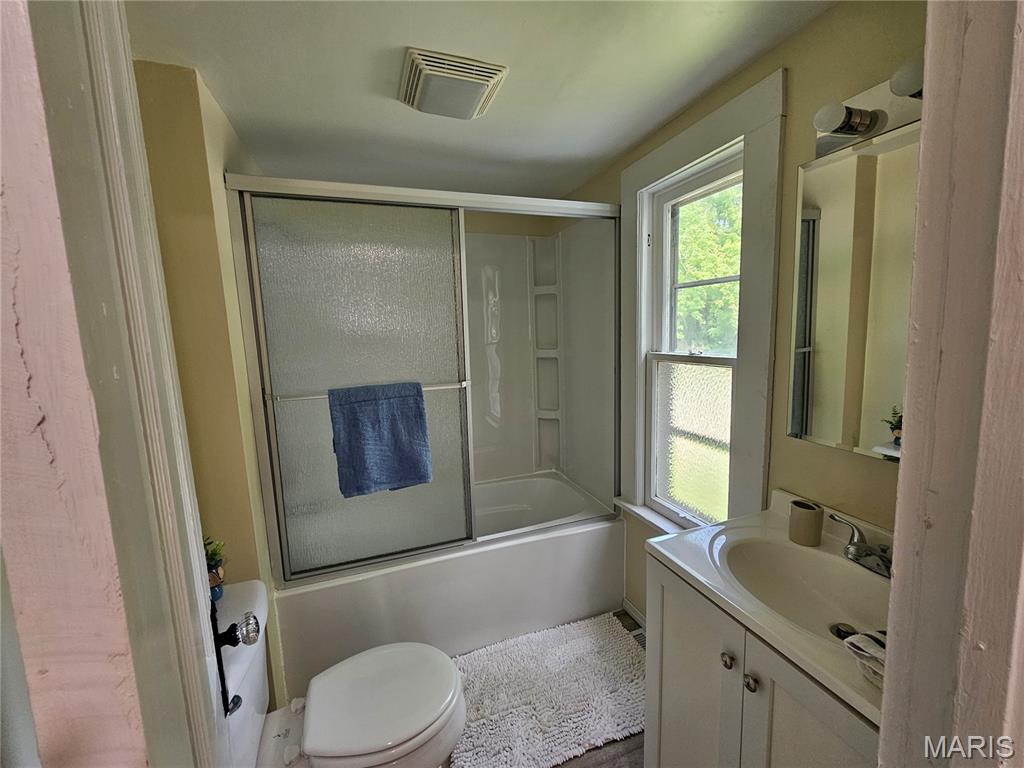 136 North Hamilton Street Hillsboro, IL 62049 - Photo 19 of 21