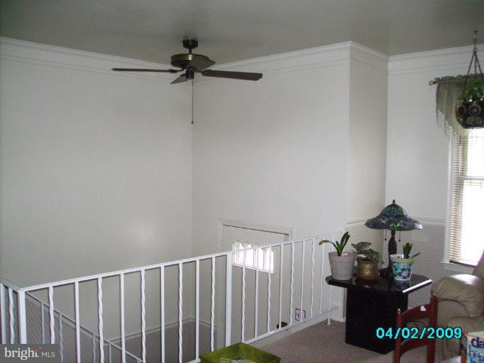 6402 Sandy Street Laurel, MD 20707 - Photo 2 of 25 Entrance / Foyer