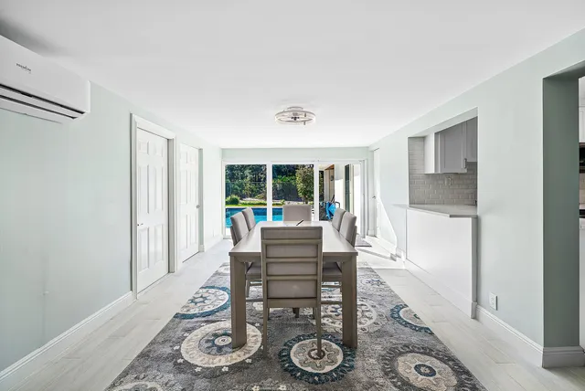 $750,000 | 108 Southeast 31st Avenue, Boynton Beach, FL 33435