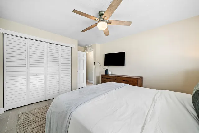 $750,000 | 108 Southeast 31st Avenue, Boynton Beach, FL 33435