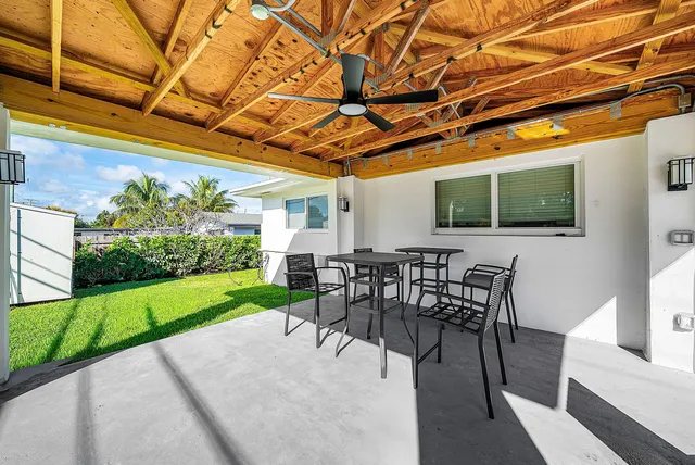 $750,000 | 108 Southeast 31st Avenue, Boynton Beach, FL 33435