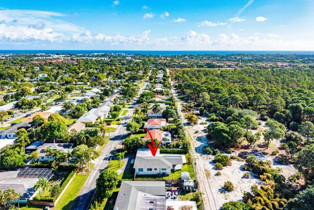 $750,000 | 108 Southeast 31st Avenue, Boynton Beach, FL 33435