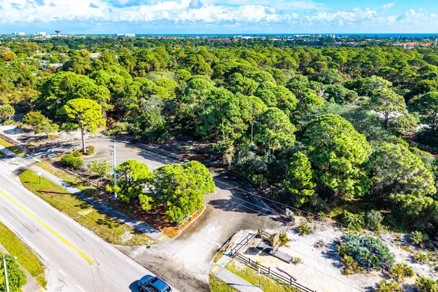 $750,000 | 108 Southeast 31st Avenue, Boynton Beach, FL 33435