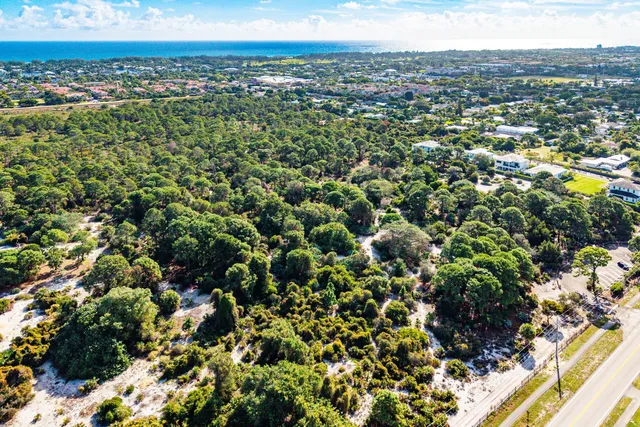 $750,000 | 108 Southeast 31st Avenue, Boynton Beach, FL 33435