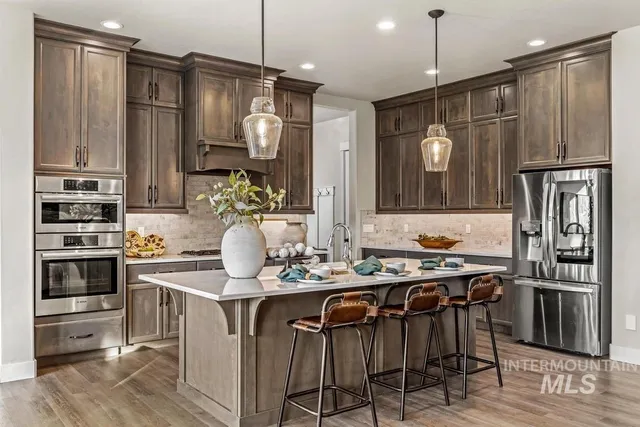 $950,000 | 6103 South Phoebe Place, Meridian, ID 83642