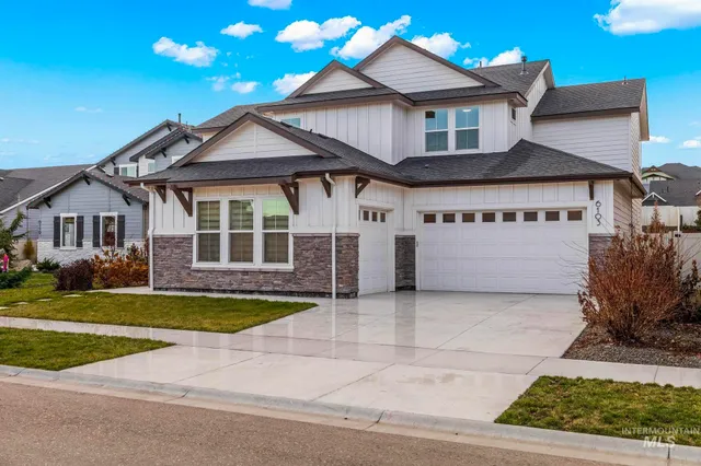 $950,000 | 6103 South Phoebe Place, Meridian, ID 83642