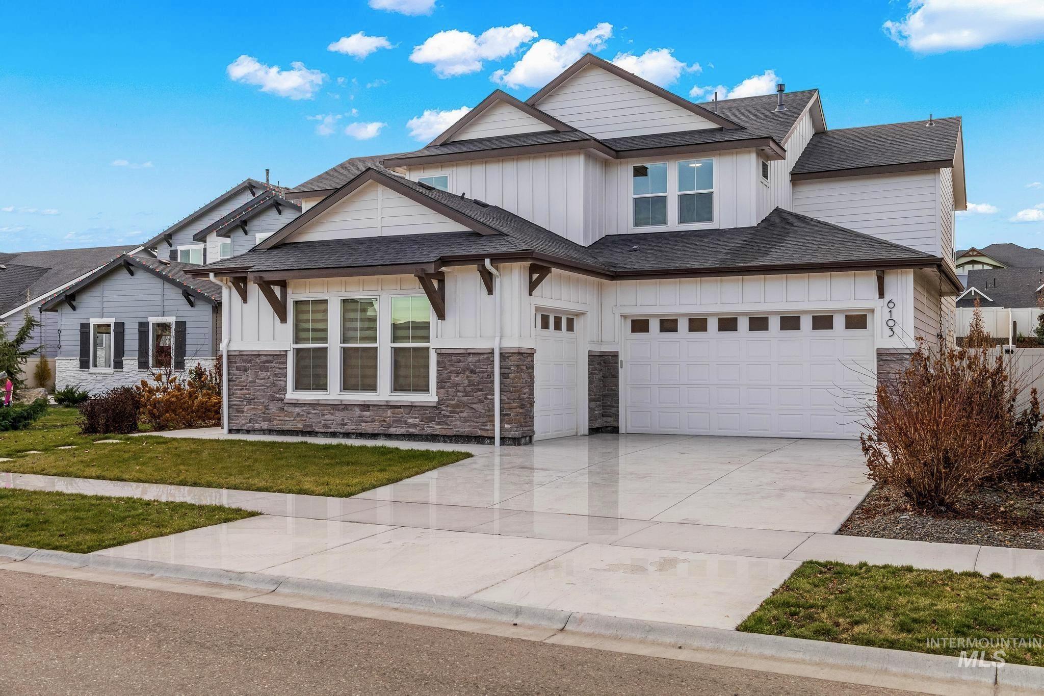 6103 South Phoebe Place Meridian, ID 83642 - Photo 2 of 50