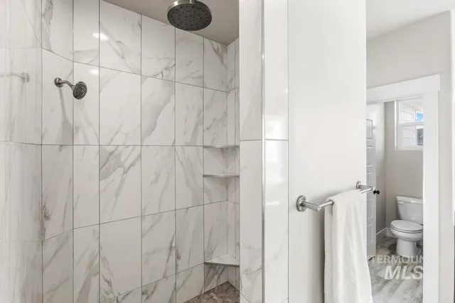 $950,000 | 6103 South Phoebe Place, Meridian, ID 83642