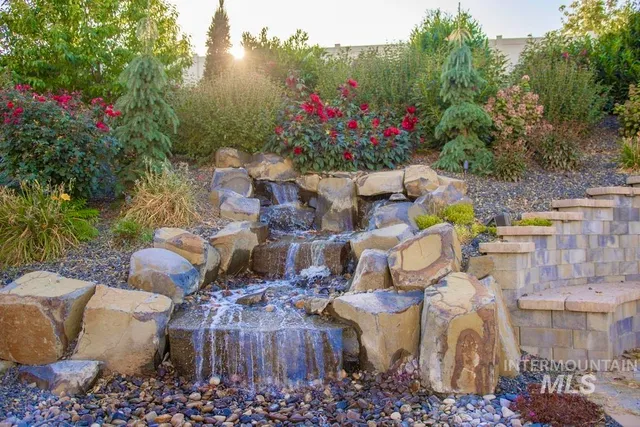 $950,000 | 6103 South Phoebe Place, Meridian, ID 83642