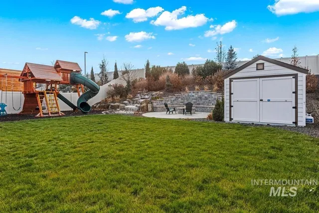 $950,000 | 6103 South Phoebe Place, Meridian, ID 83642