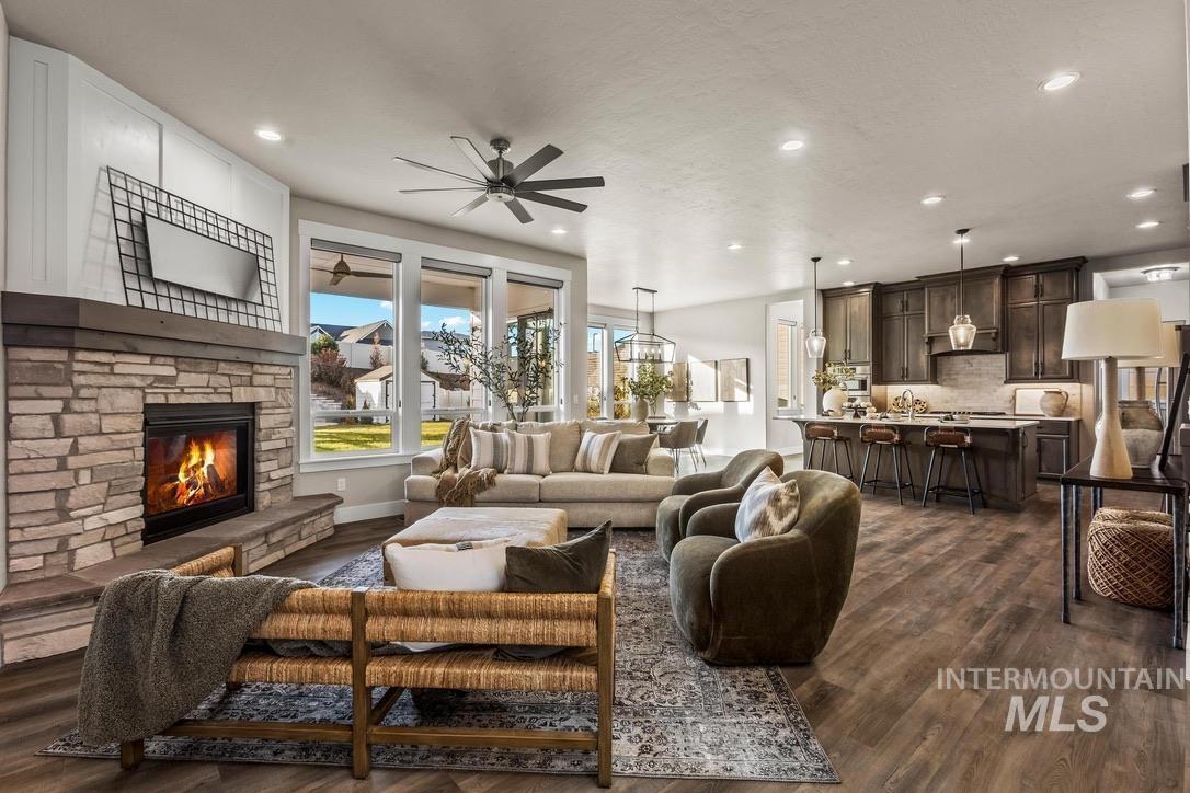 6103 South Phoebe Place Meridian, ID 83642 - Photo 5 of 50