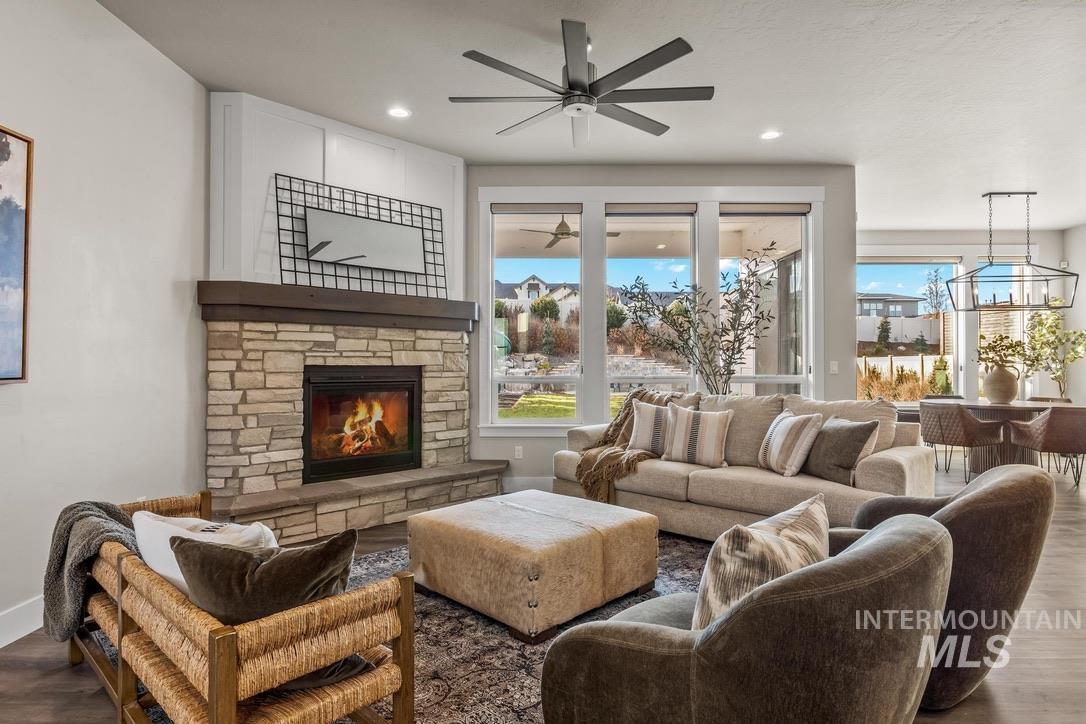 6103 South Phoebe Place Meridian, ID 83642 - Photo 6 of 50