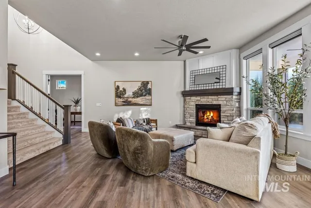 $950,000 | 6103 South Phoebe Place, Meridian, ID 83642