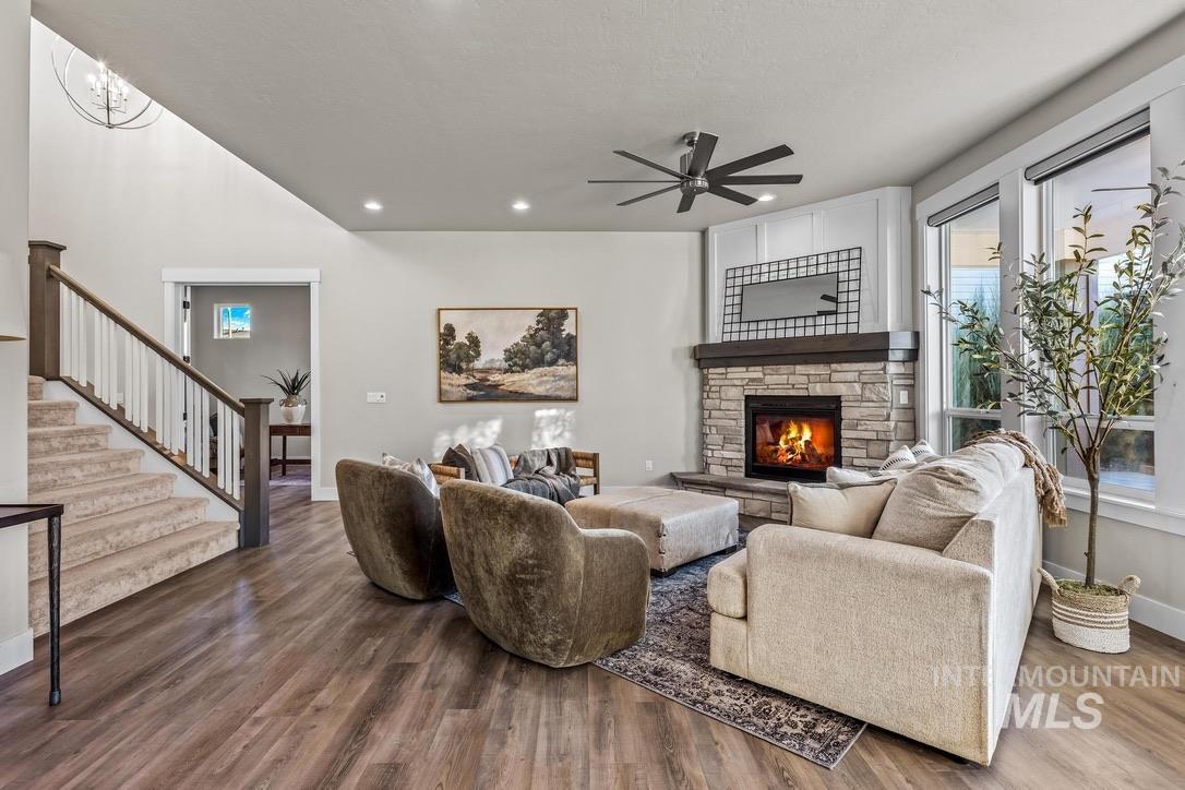 6103 South Phoebe Place Meridian, ID 83642 - Photo 8 of 50