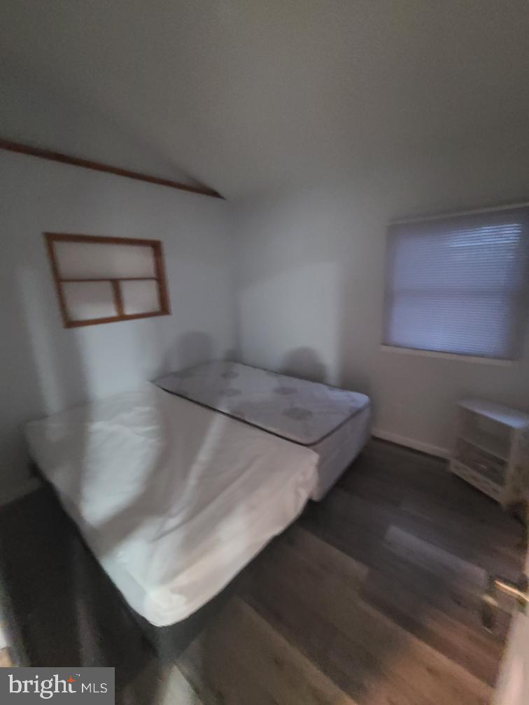 131 South Commodore Drive Tuckerton, NJ 08087 - Photo 3 of 8