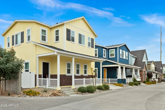 $563,785 | 16875 North 12th Street, Unit 3, Phoenix, AZ 85022