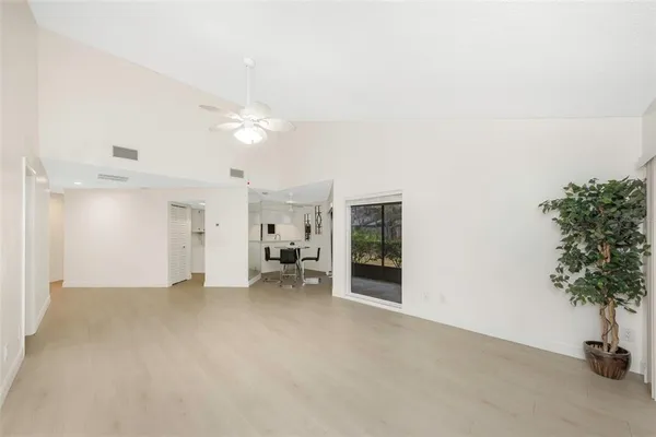 $279,900 | 235 Woods Landing Trail, Unit 235, Oldsmar, FL 34677