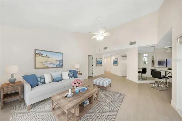 $279,900 | 235 Woods Landing Trail, Unit 235, Oldsmar, FL 34677