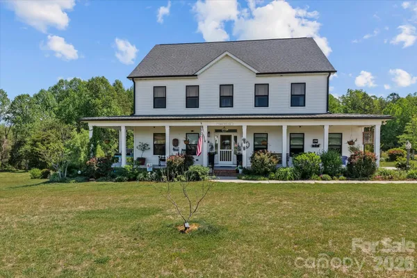 $1,000,000 | 355 Cal Kennedy Road, Cleveland, NC 27013