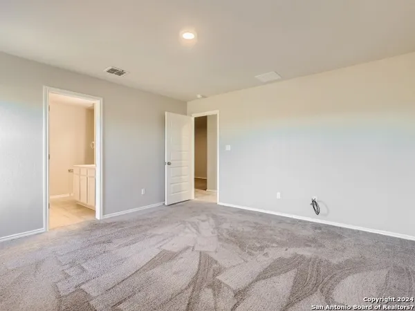 $1,800 | 3331 Rosita Way, San Antonio, TX 78224