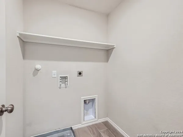 $1,800 | 3331 Rosita Way, San Antonio, TX 78224