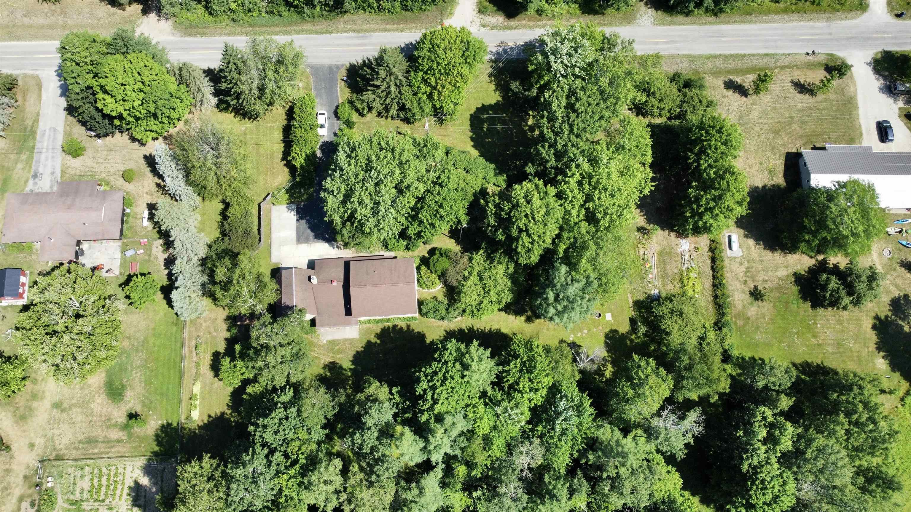 8850 30 1/2 Road Cadillac, MI 49601 - Photo 41 of 44